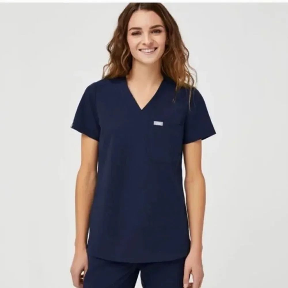 FIGS Catarina One-Pocket ScrubTop V-neck Shirt Classic Fit Slit Hem Navy Size L